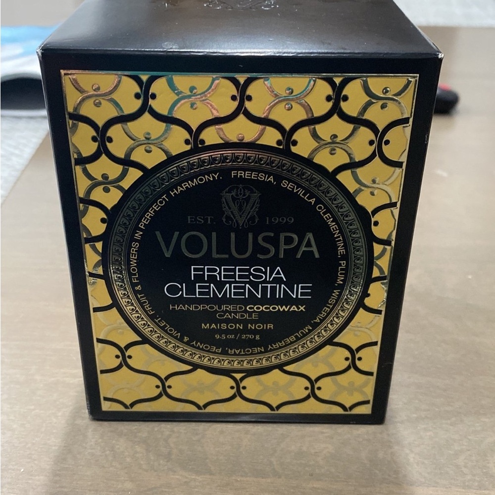 Voluspa Freesia Clementine Candle NIB